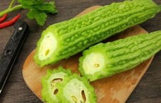 八月娱乐吃瓜,瓜田李下，明星秘闻大揭秘